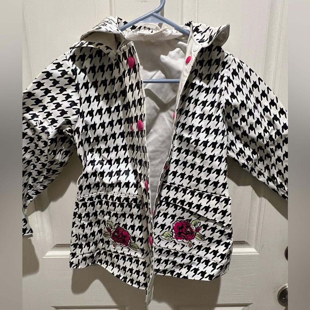The‎ English roses polka dot raincoat